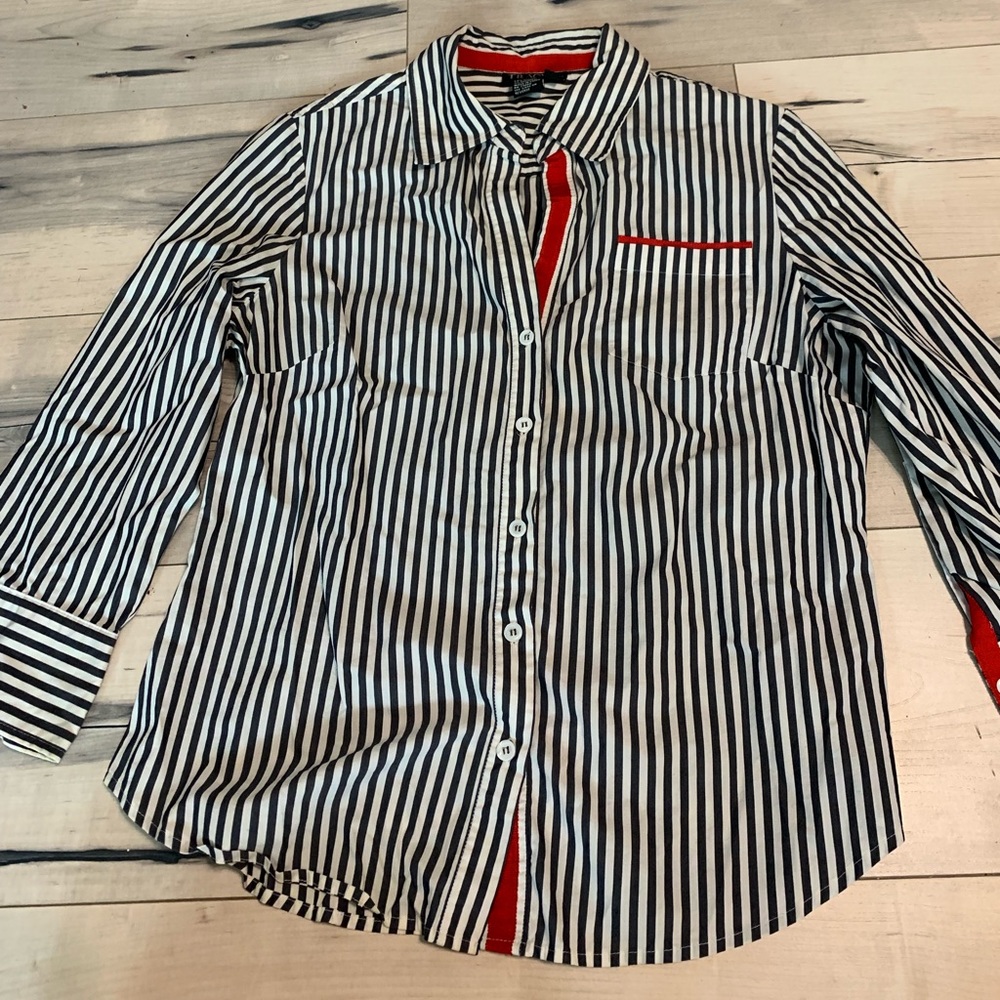 Women’s long sleeve shirt